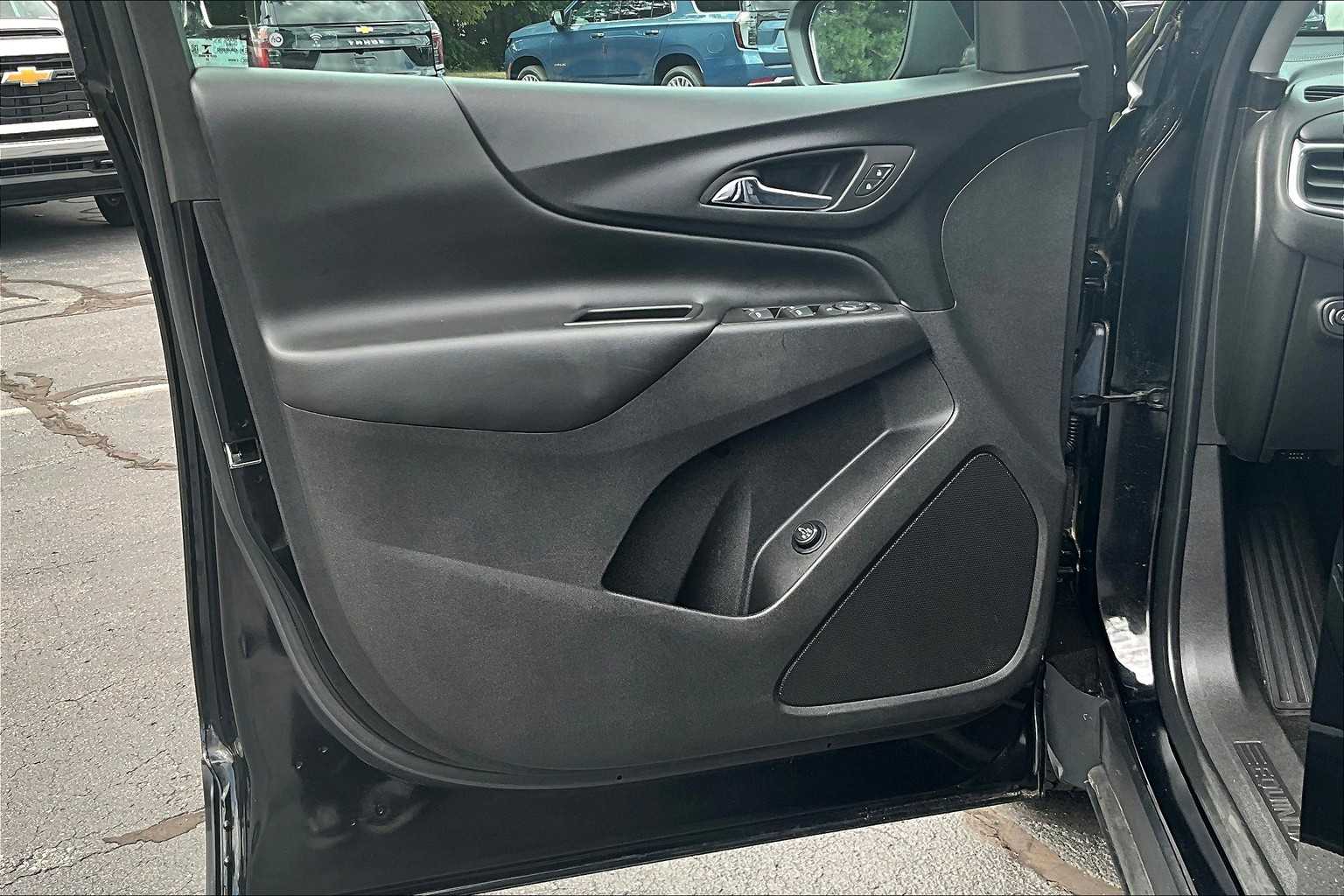 2022 Chevrolet Equinox LT - Photo 9