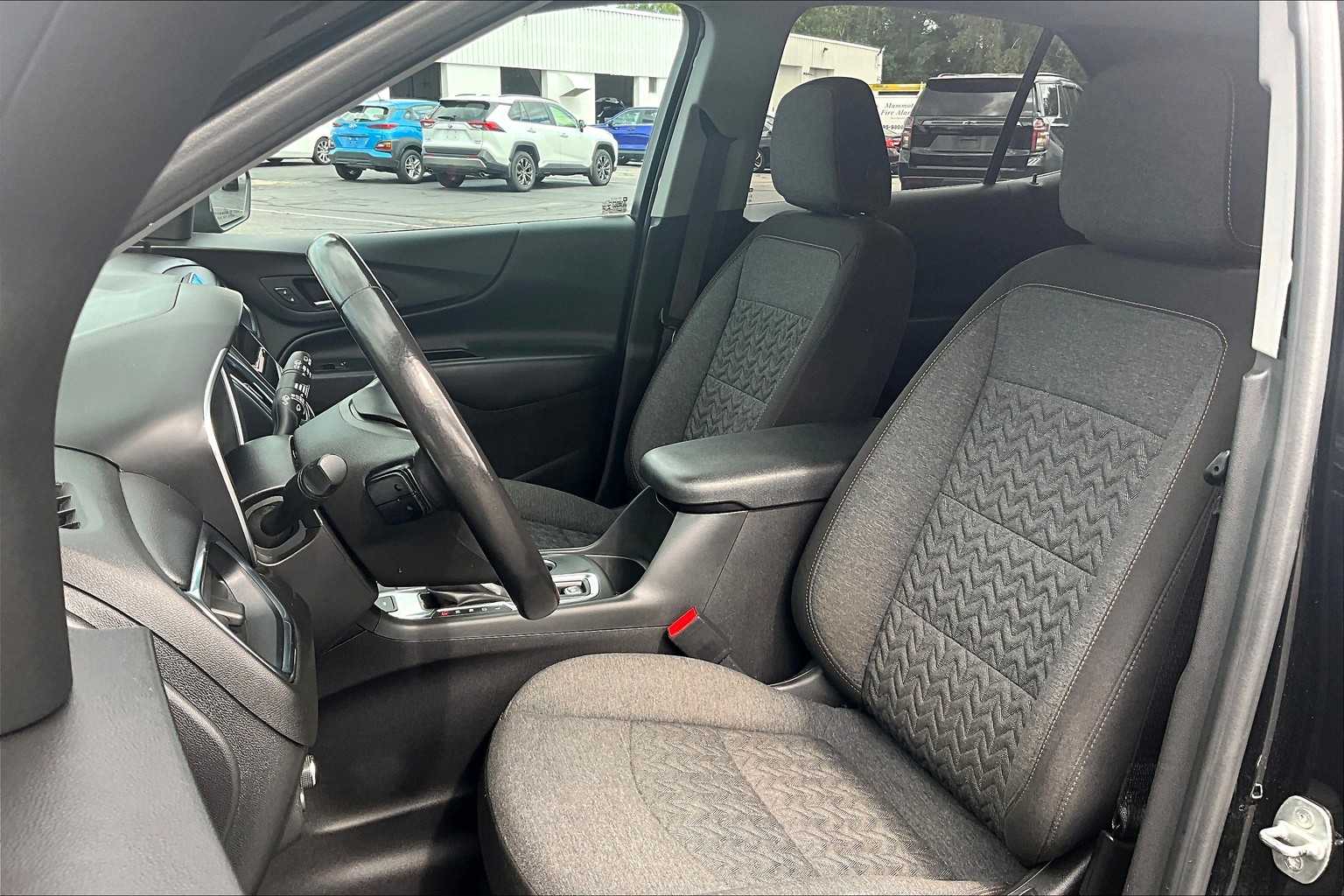 2022 Chevrolet Equinox LT - Photo 10