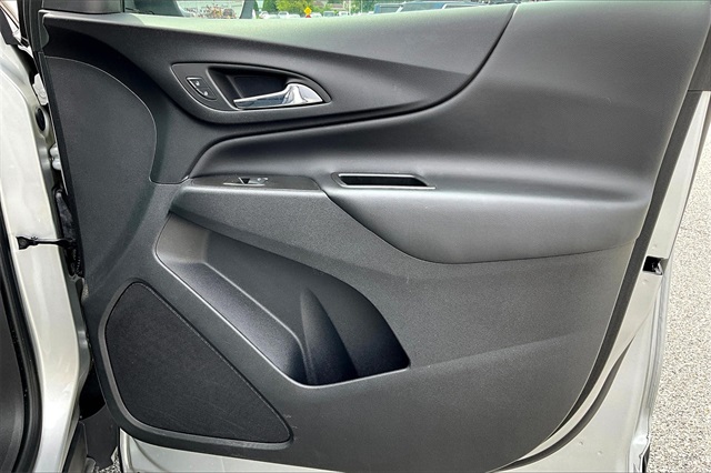 2022 Chevrolet Equinox LT - Photo 12