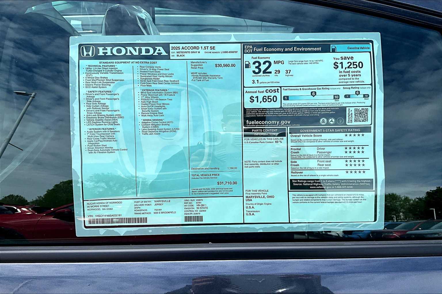 2025 Honda Accord SE - Photo 17