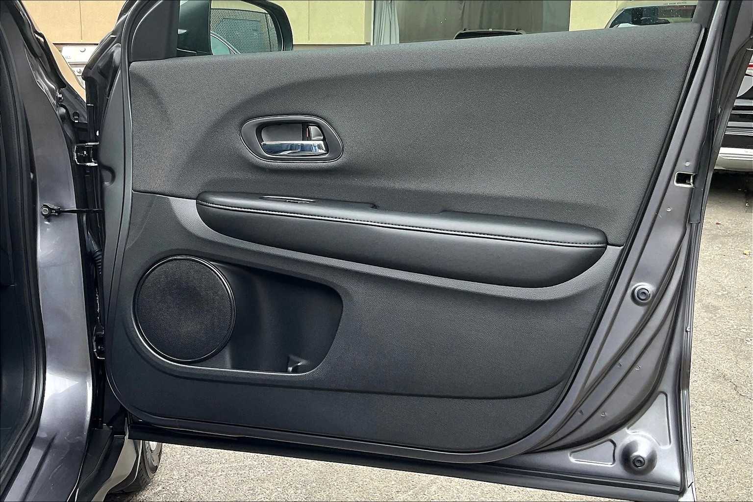 2022 Honda HR-V LX - Photo 12