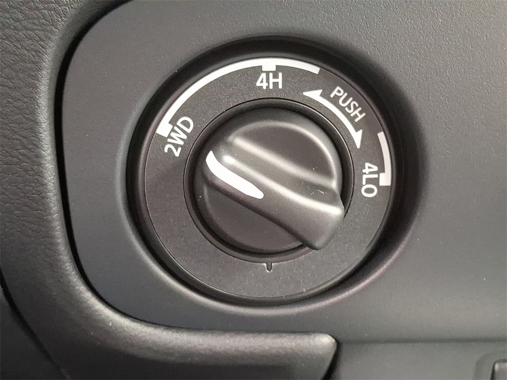 2026 Nissan Frontier S - Photo 16