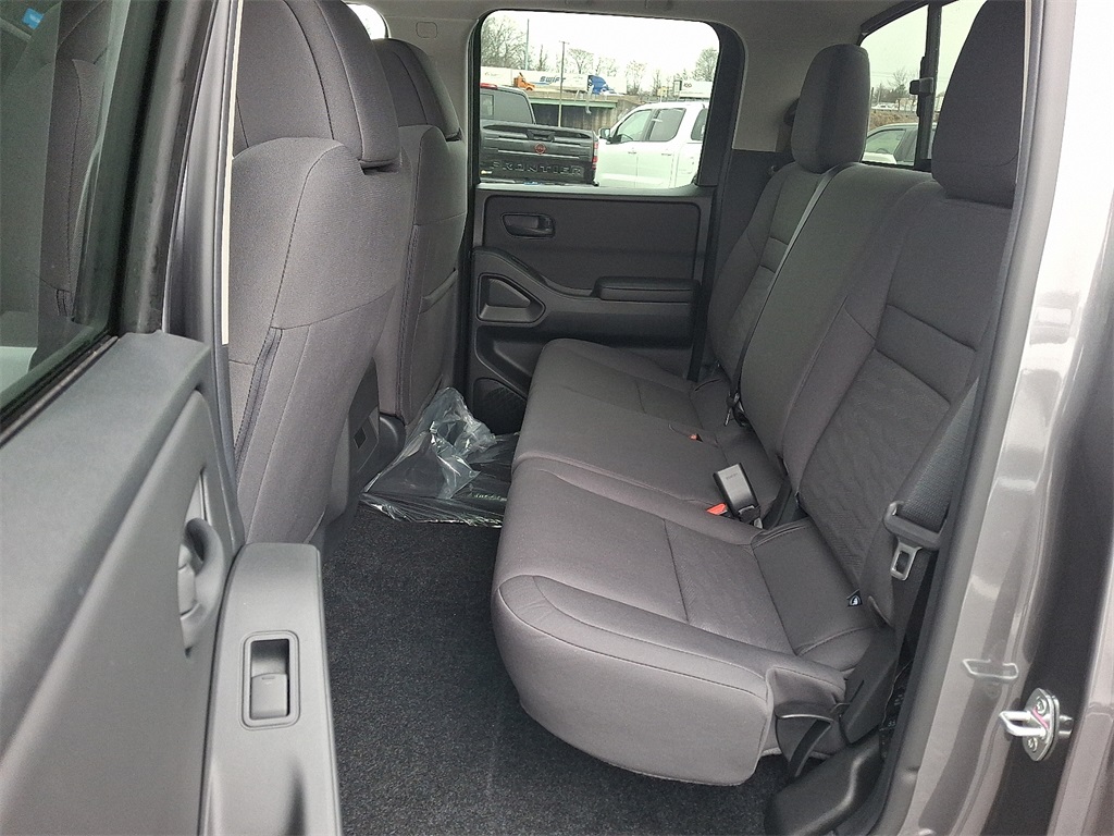 2026 Nissan Frontier S - Photo 6