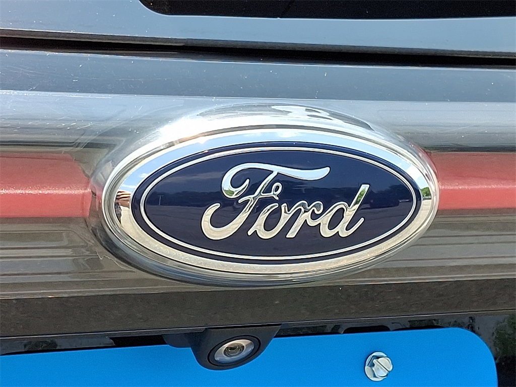 2018 Ford Edge SEL - Photo 28