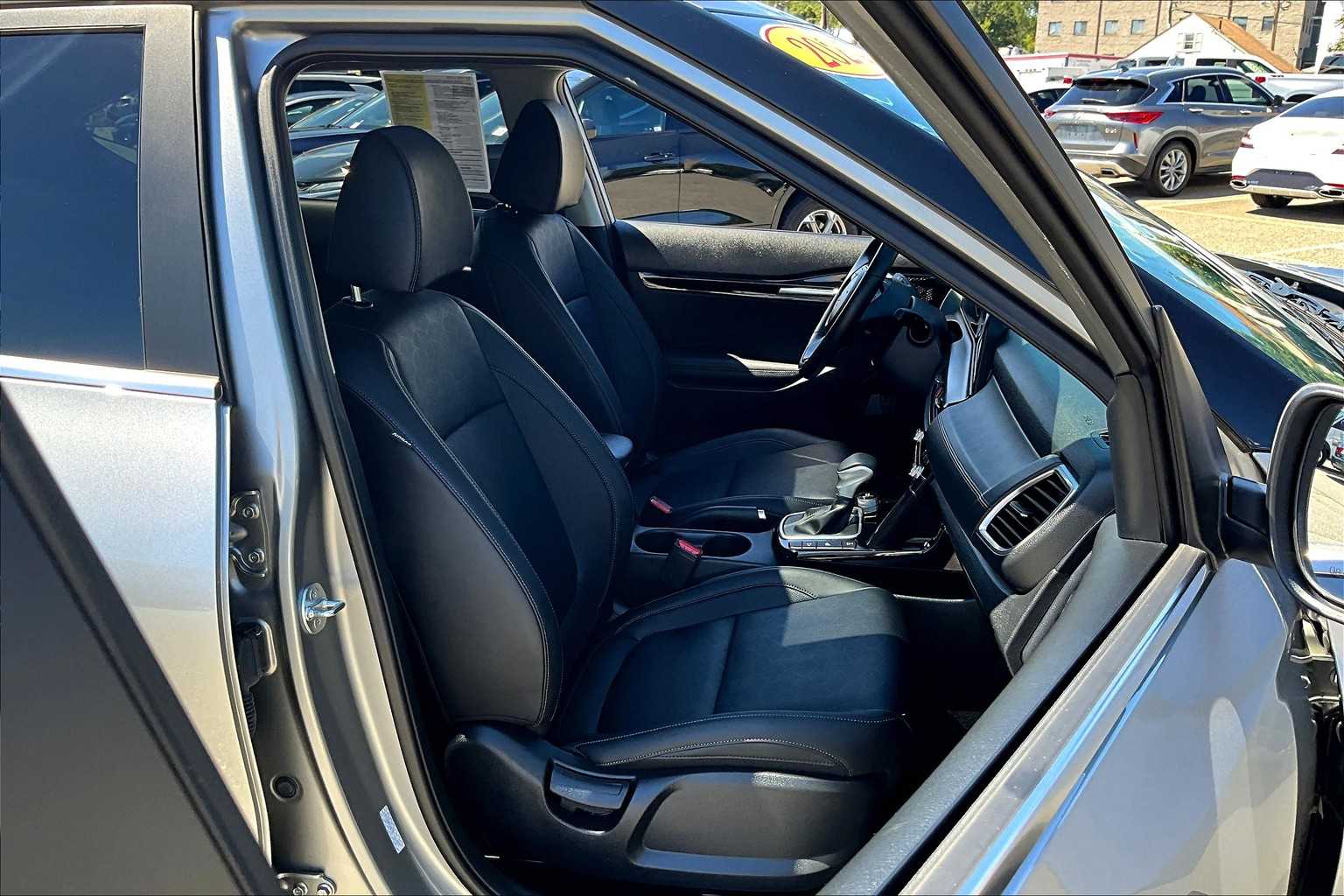 2024 Kia Seltos EX - Photo 11