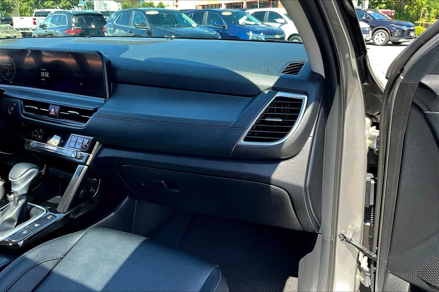 2024 Kia Seltos EX - Photo 13