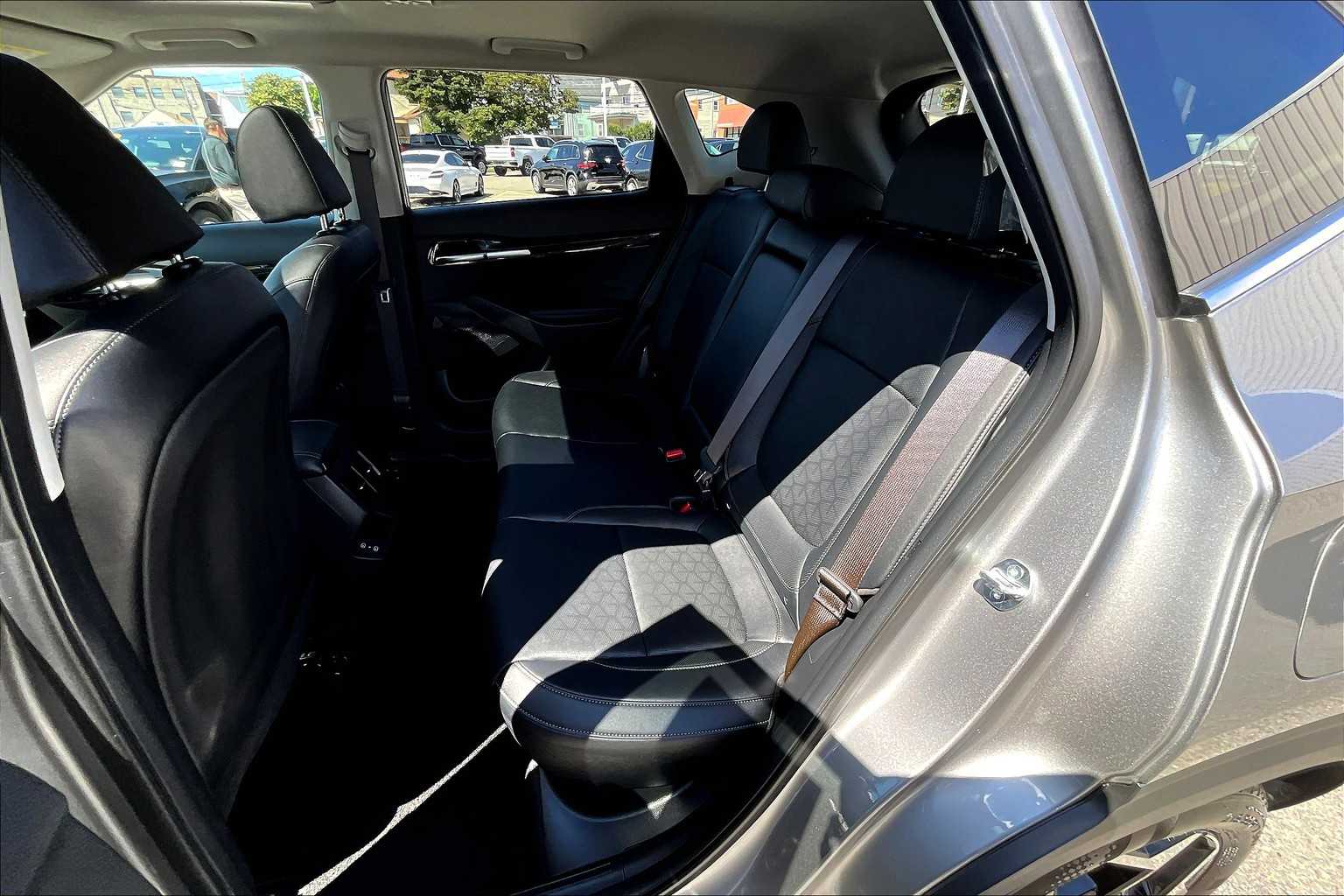 2024 Kia Seltos EX - Photo 15