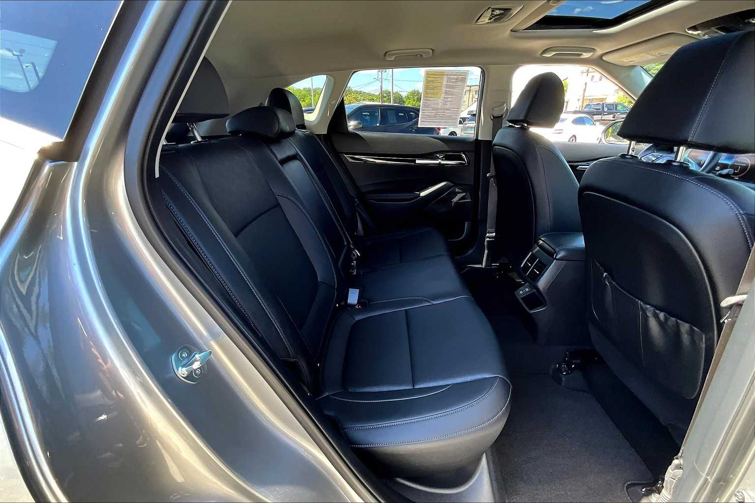 2024 Kia Seltos EX - Photo 16