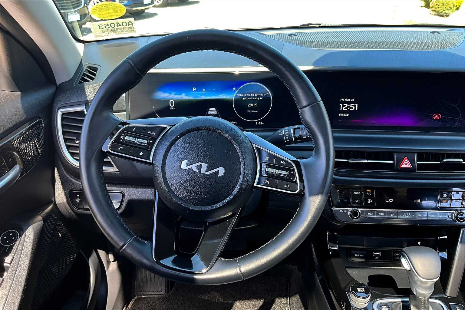 2024 Kia Seltos EX - Photo 17