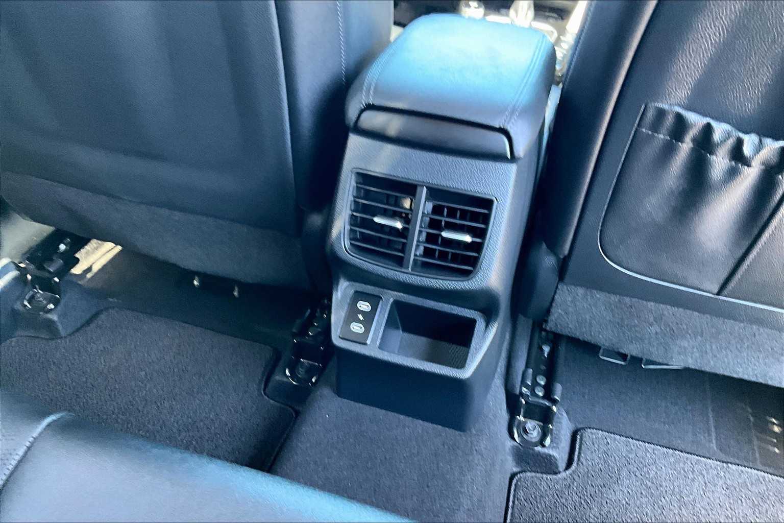 2024 Kia Seltos EX - Photo 27