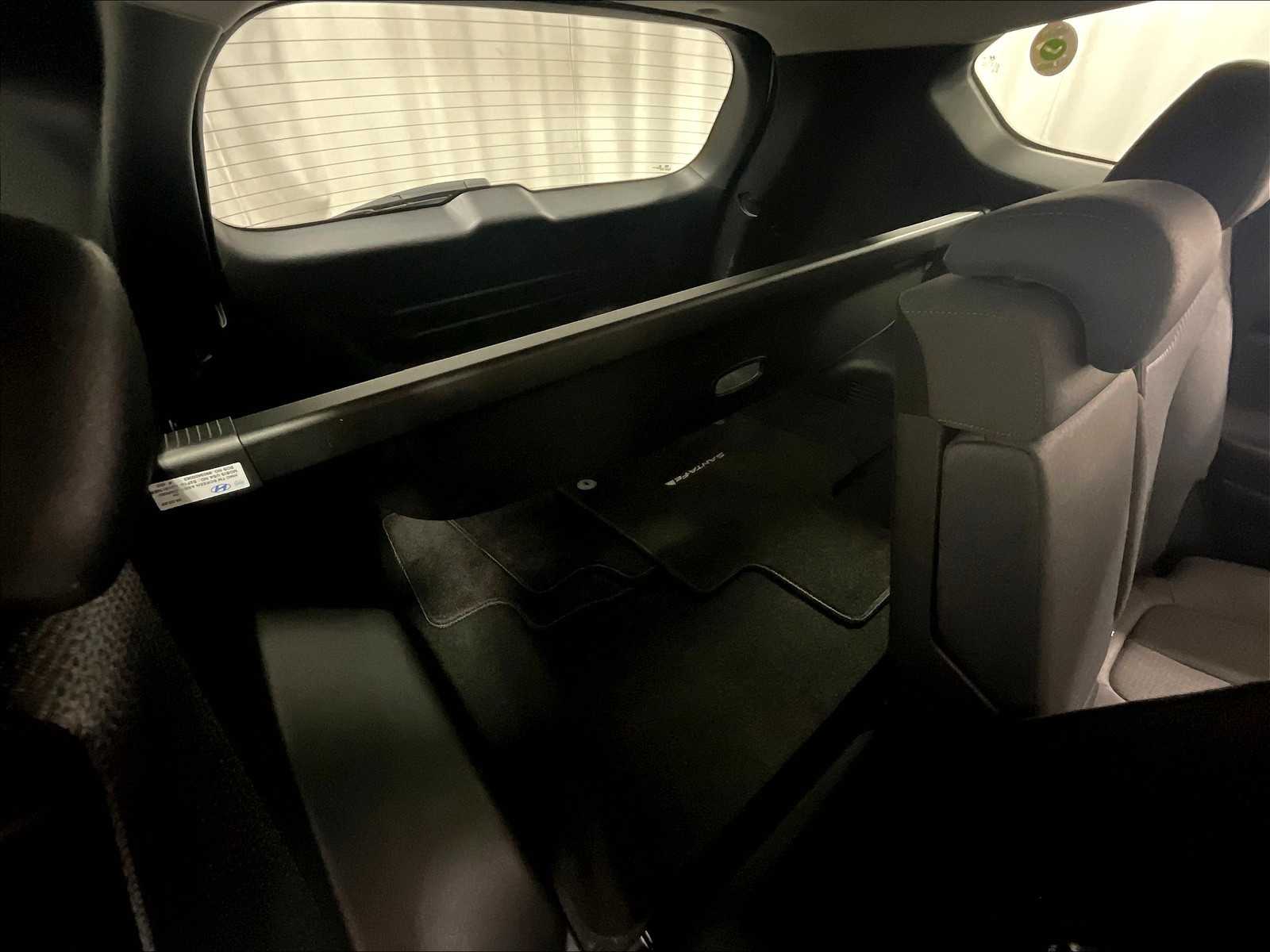 2022 Hyundai Santa Fe SEL - Photo 17