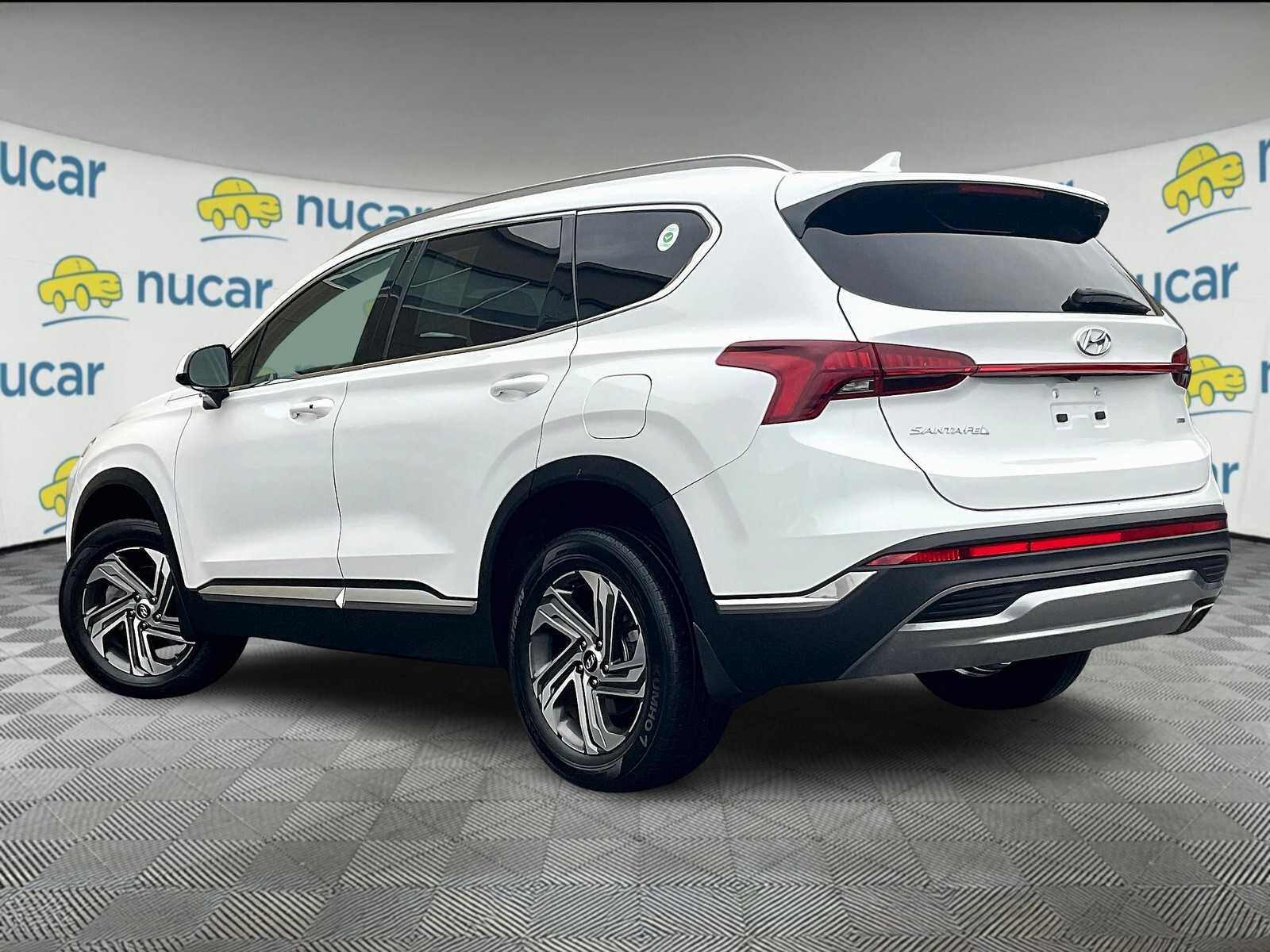 2022 Hyundai Santa Fe SEL - Photo 4