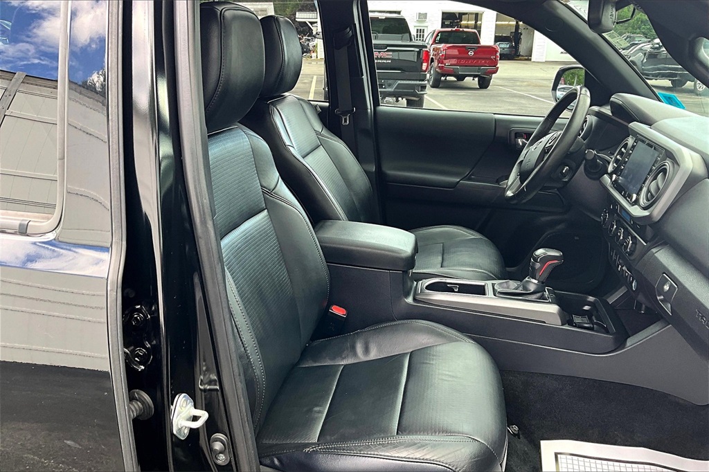 2021 Toyota Tacoma TRD Sport - Photo 11