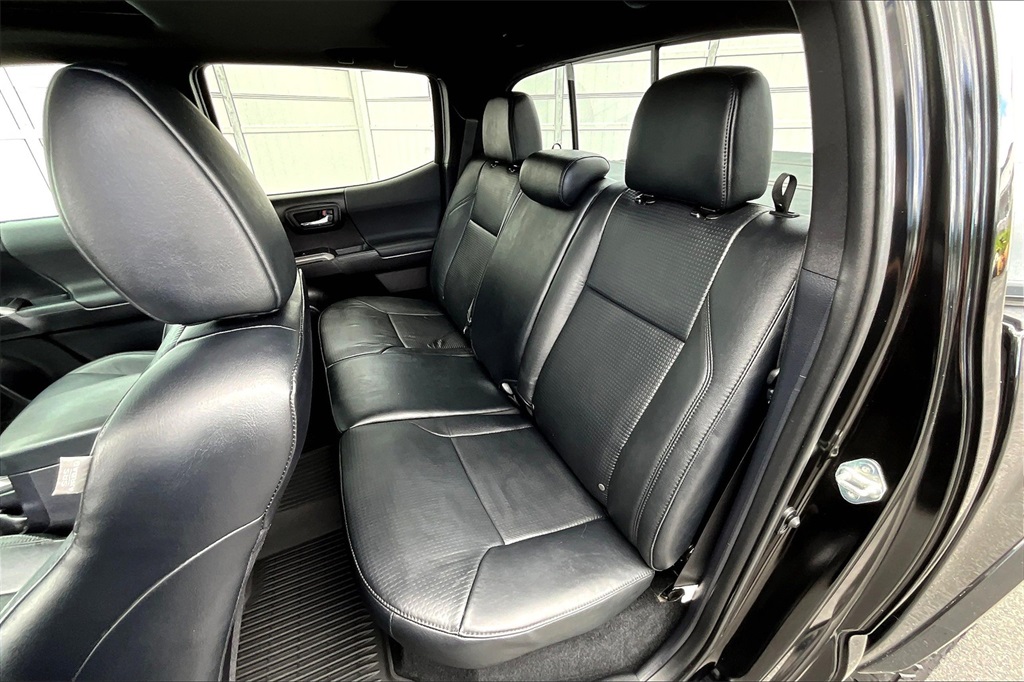 2021 Toyota Tacoma TRD Sport - Photo 15