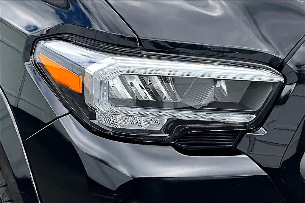 2021 Toyota Tacoma TRD Sport - Photo 31