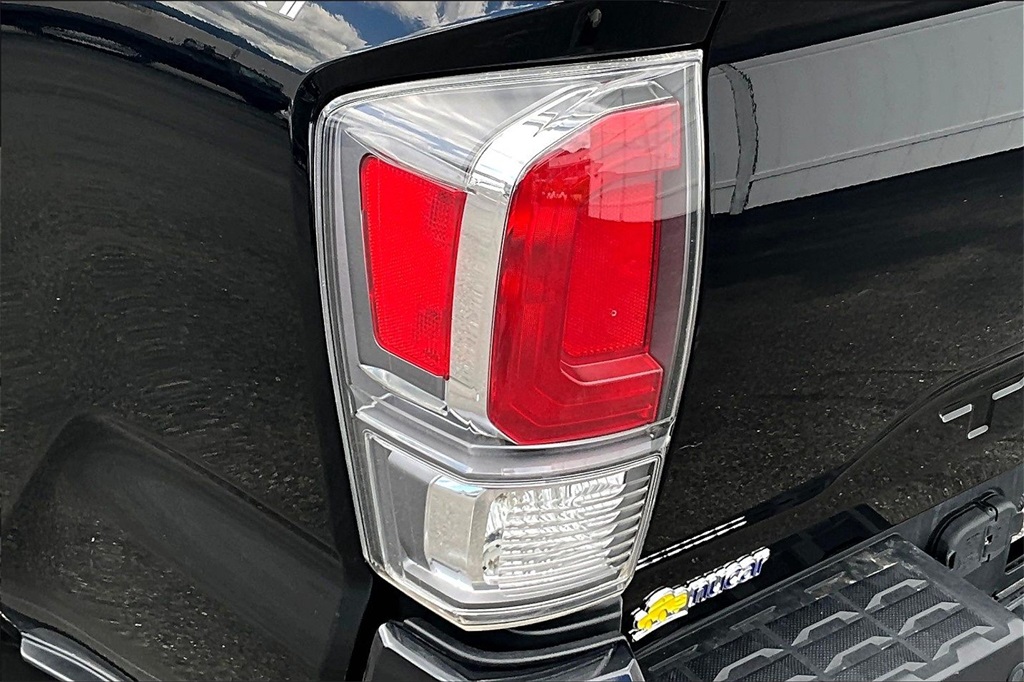 2021 Toyota Tacoma TRD Sport - Photo 32