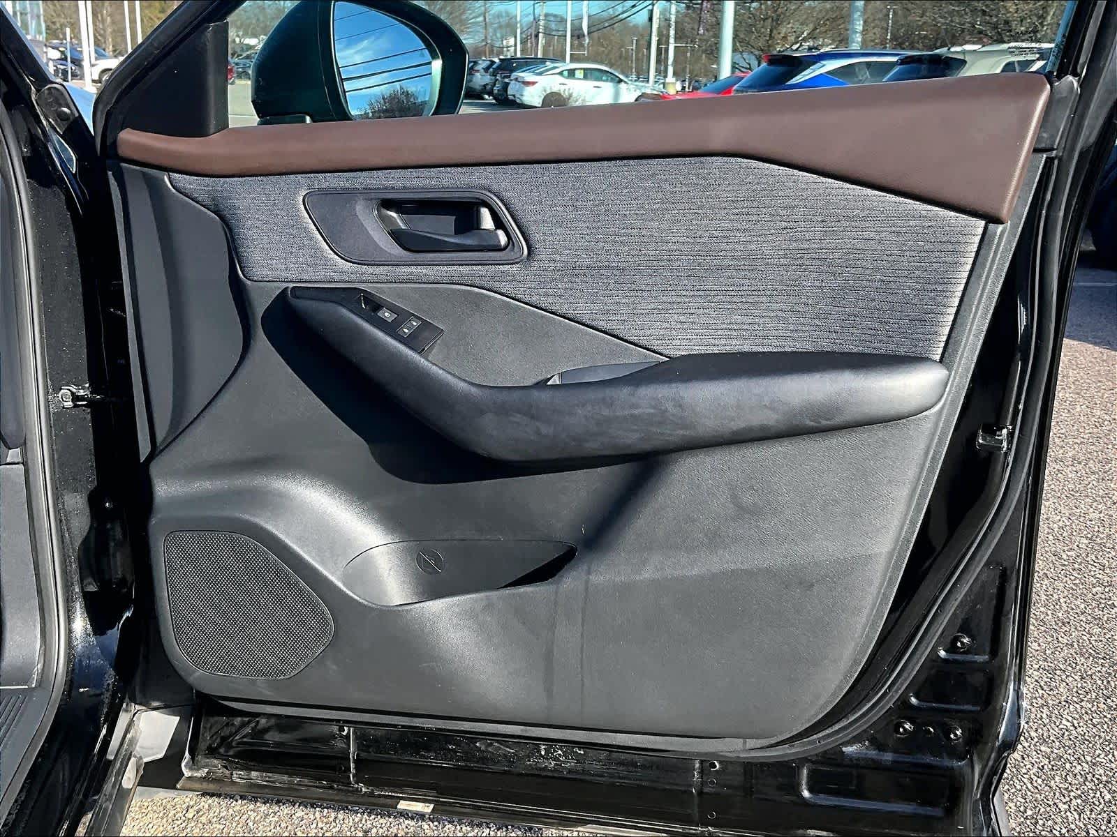 2023 Nissan Rogue S - Photo 12