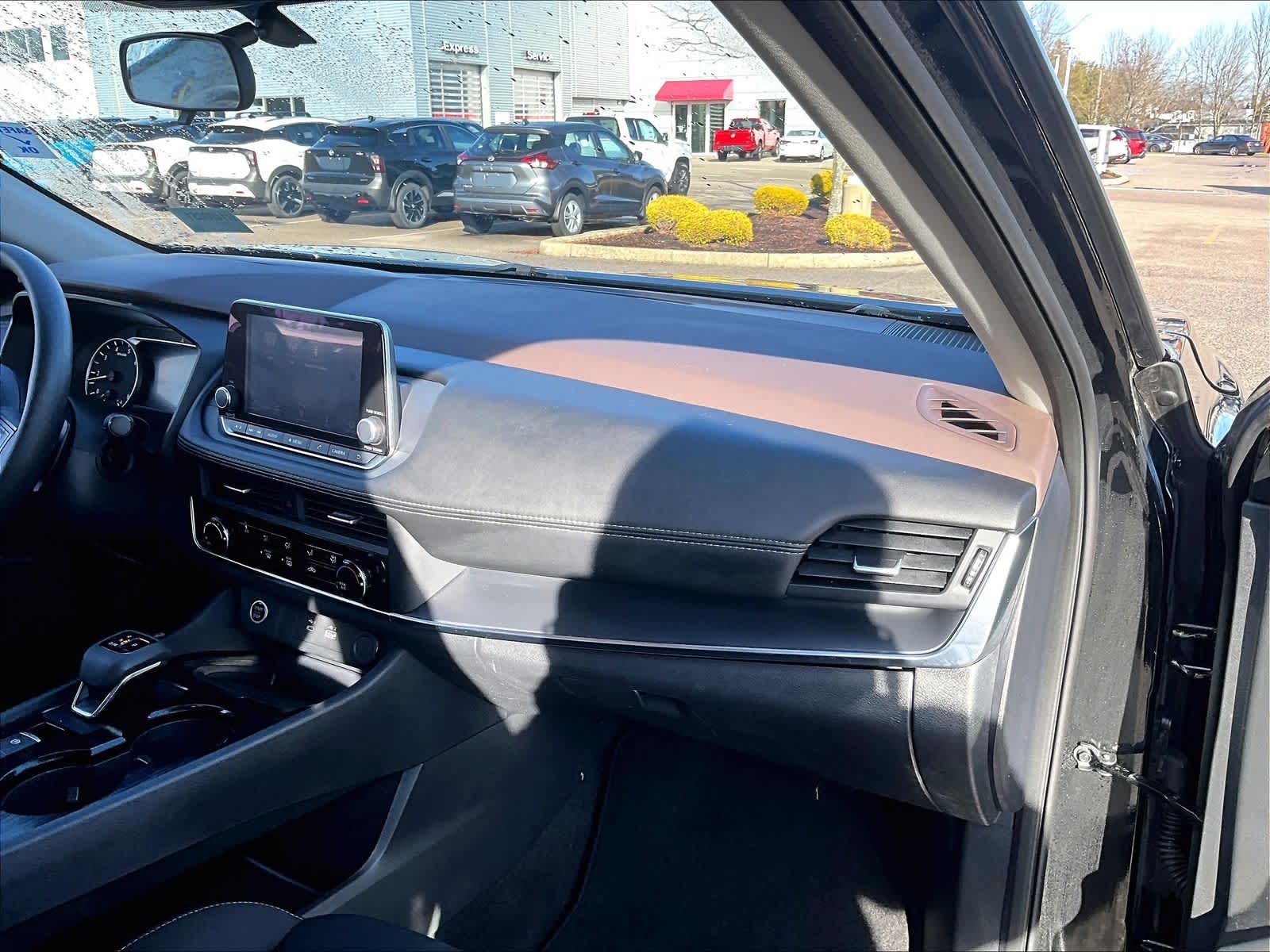 2023 Nissan Rogue S - Photo 13