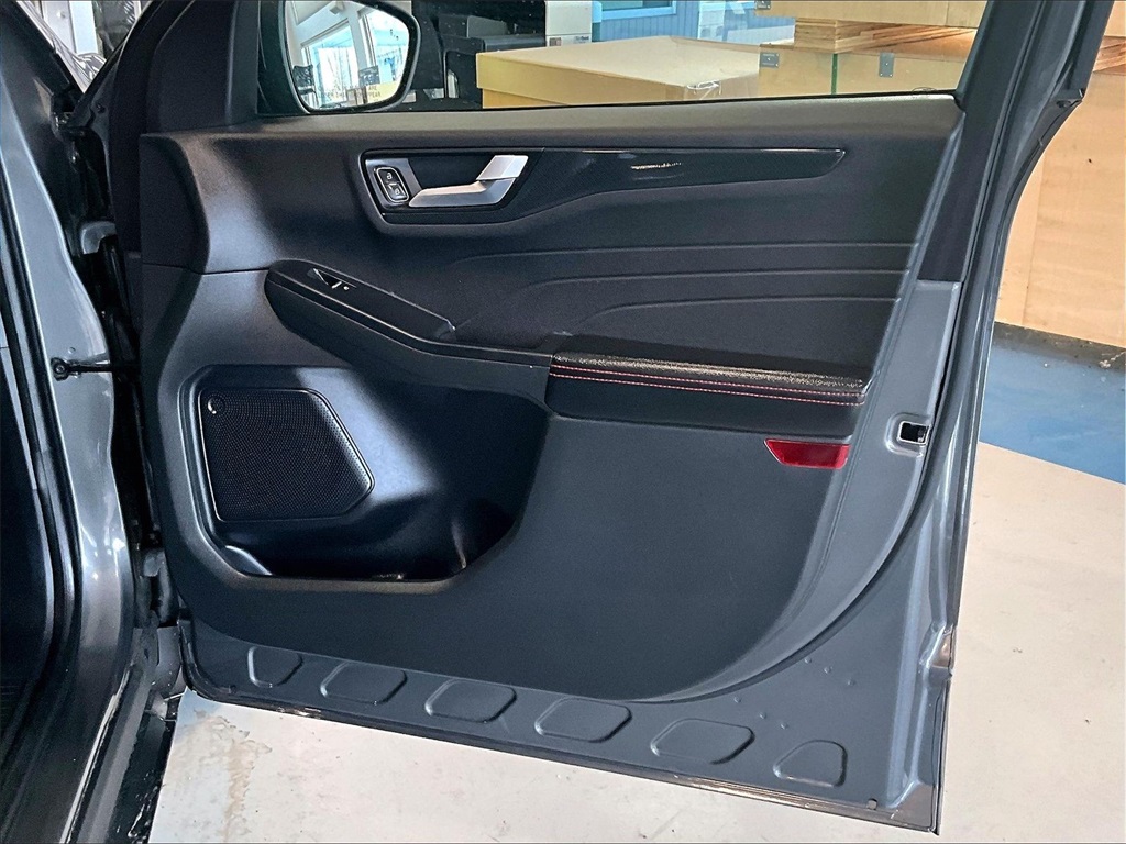 2023 Ford Escape ST-Line - Photo 12