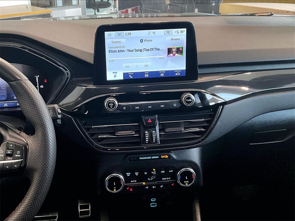 2023 Ford Escape ST-Line - Photo 18