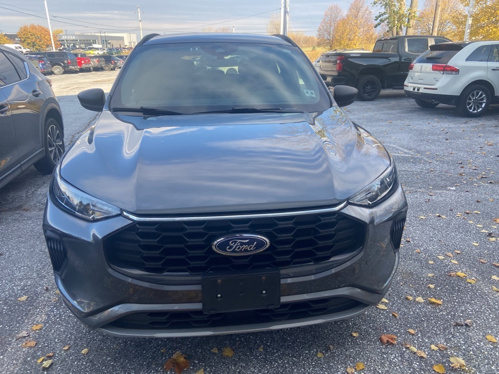 2023 Ford Escape ST-Line - Photo 2