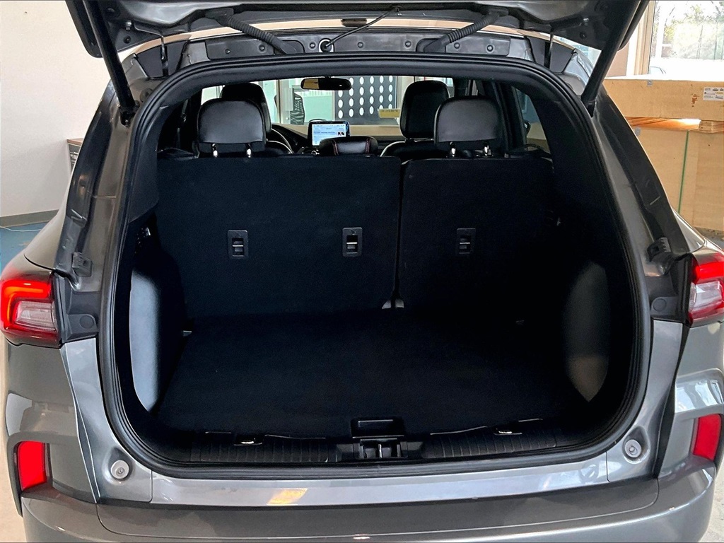 2023 Ford Escape ST-Line - Photo 35