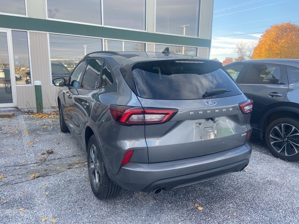 2023 Ford Escape ST-Line - Photo 4