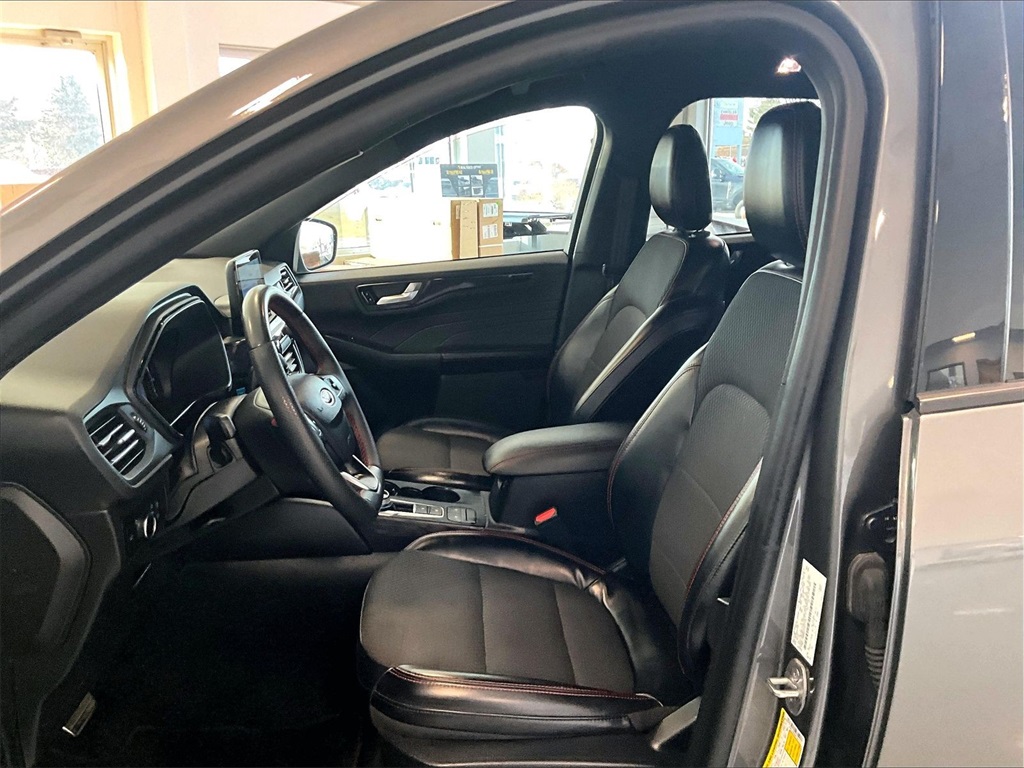 2023 Ford Escape ST-Line - Photo 10