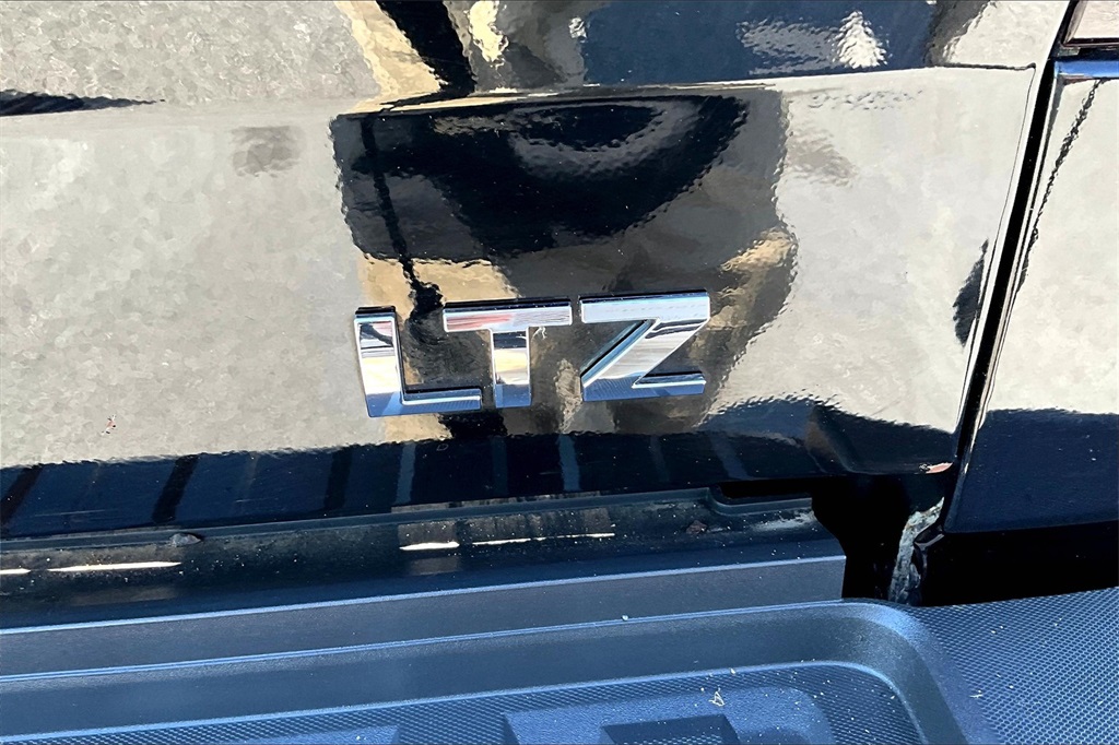 2017 Chevrolet Silverado 2500HD LTZ - Photo 28