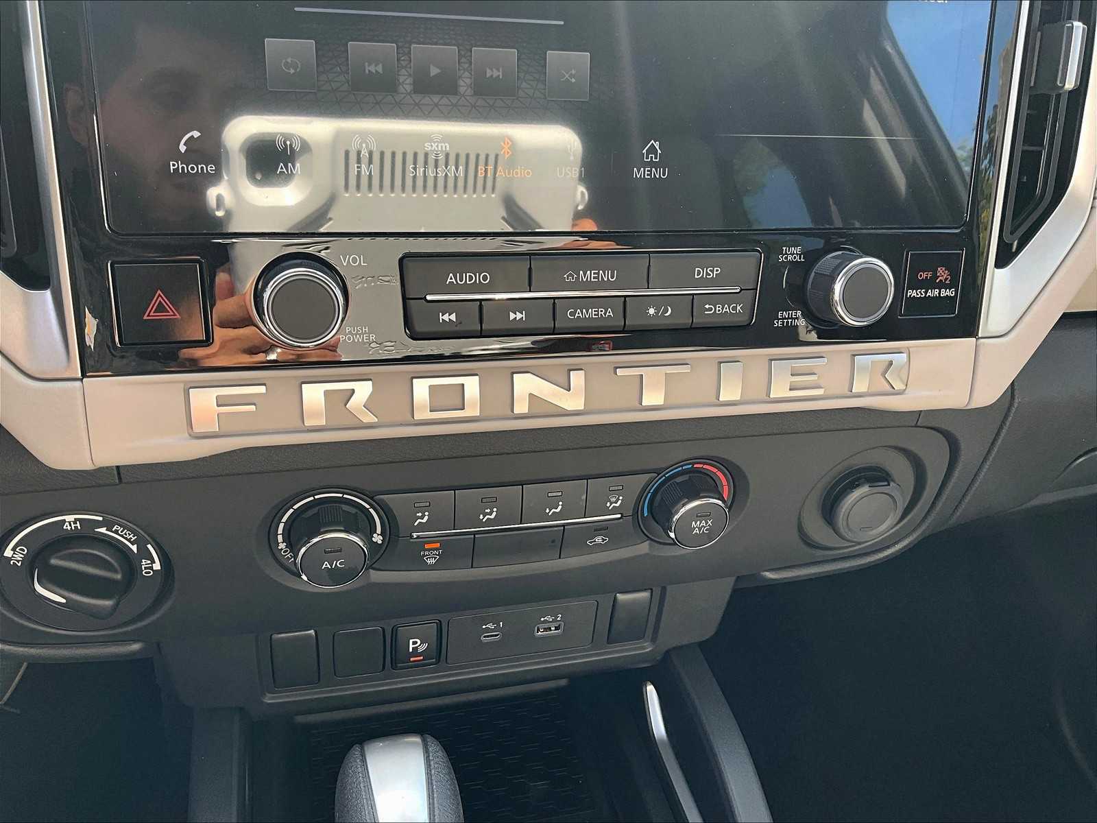 2025 Nissan Frontier SV - Photo 21