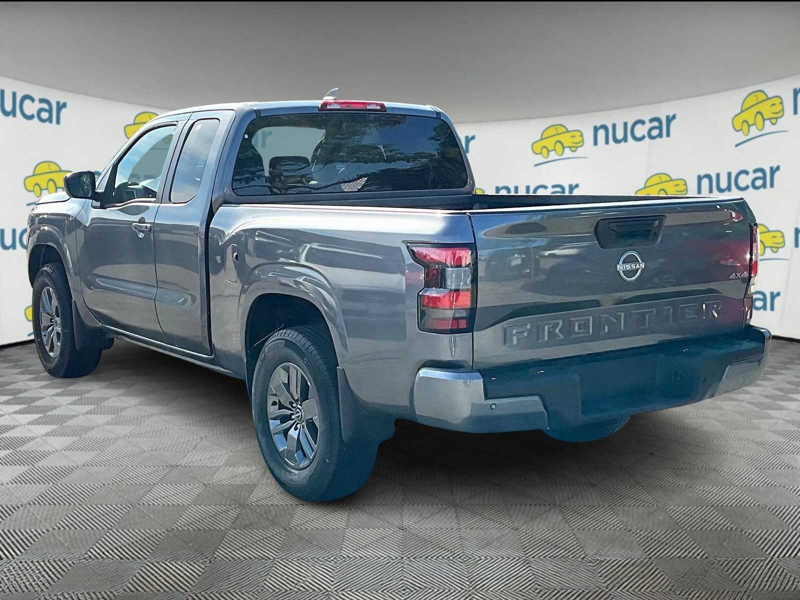 2025 Nissan Frontier SV - Photo 4