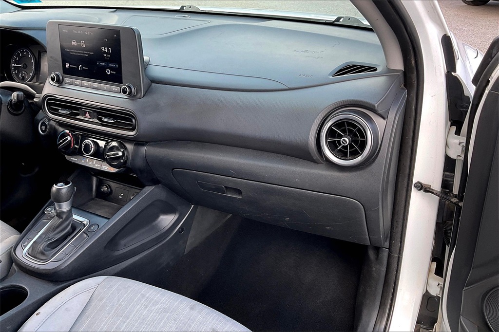 2023 Hyundai Kona SEL - Photo 12