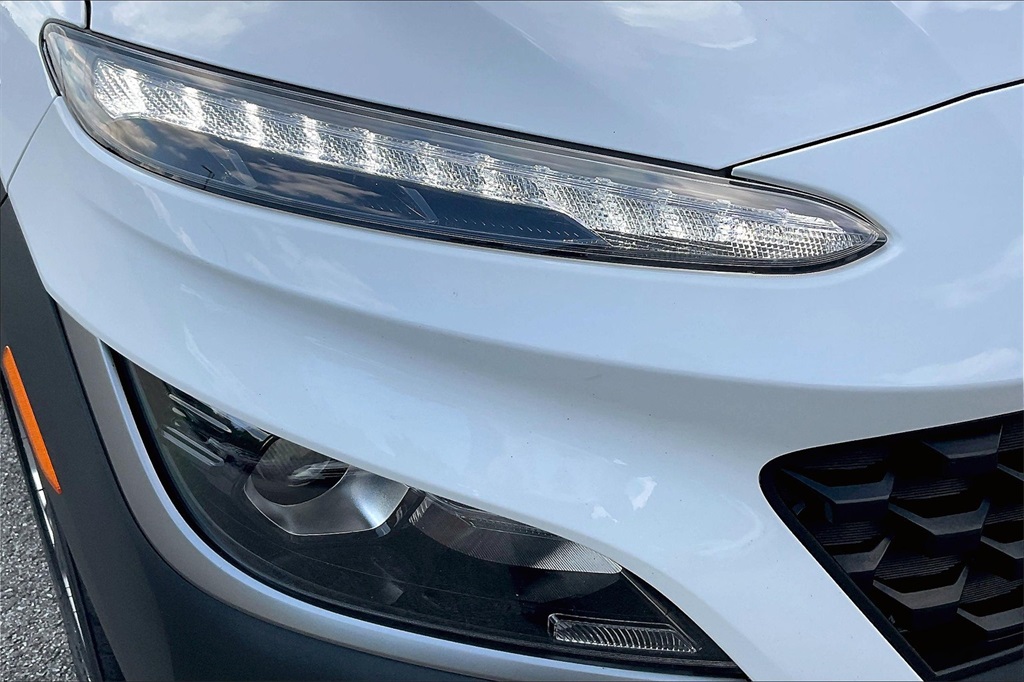 2023 Hyundai Kona SEL - Photo 28