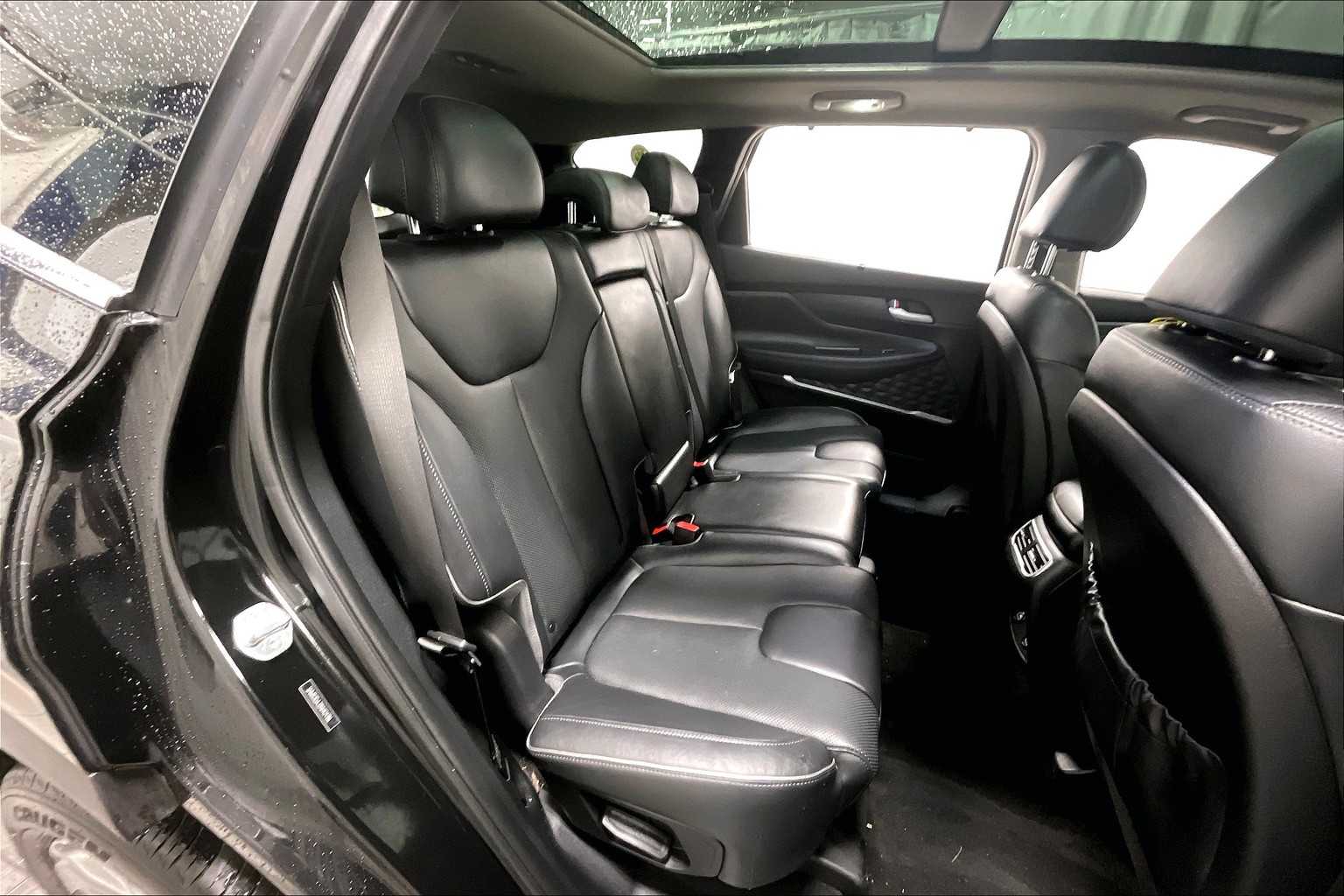 2022 Hyundai Santa Fe SEL - Photo 16