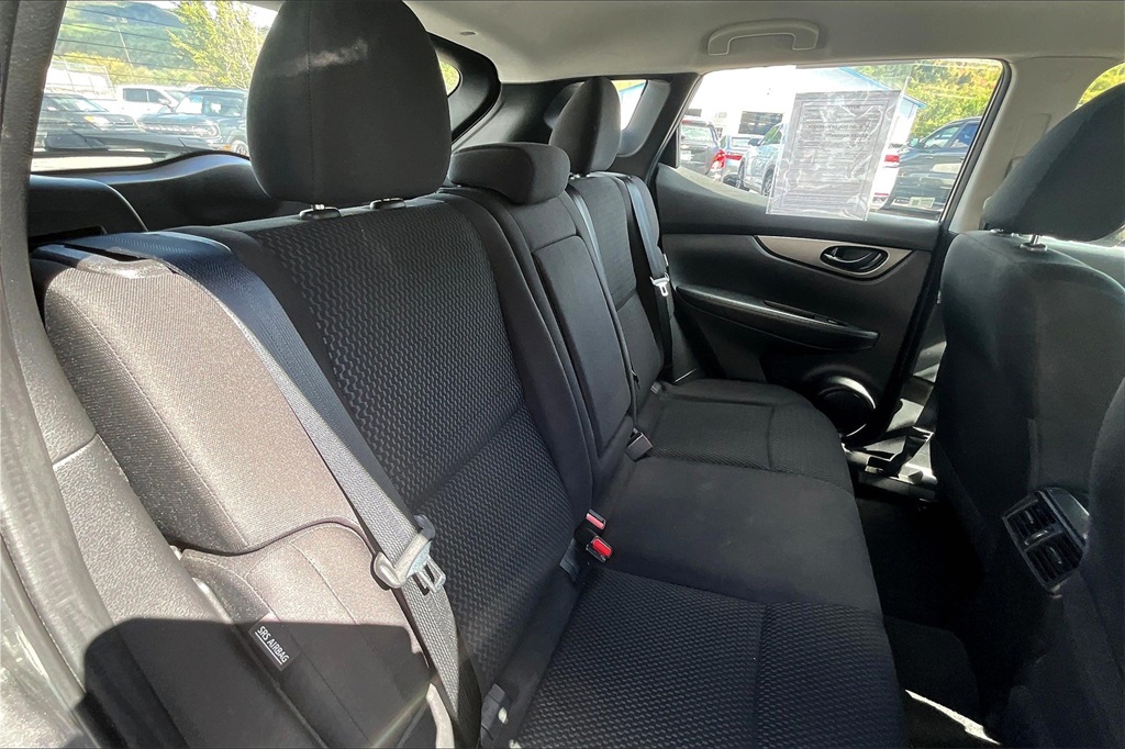 2021 Nissan Rogue Sport S - Photo 16