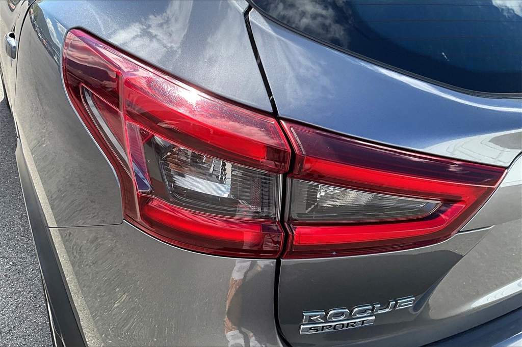 2021 Nissan Rogue Sport S - Photo 32