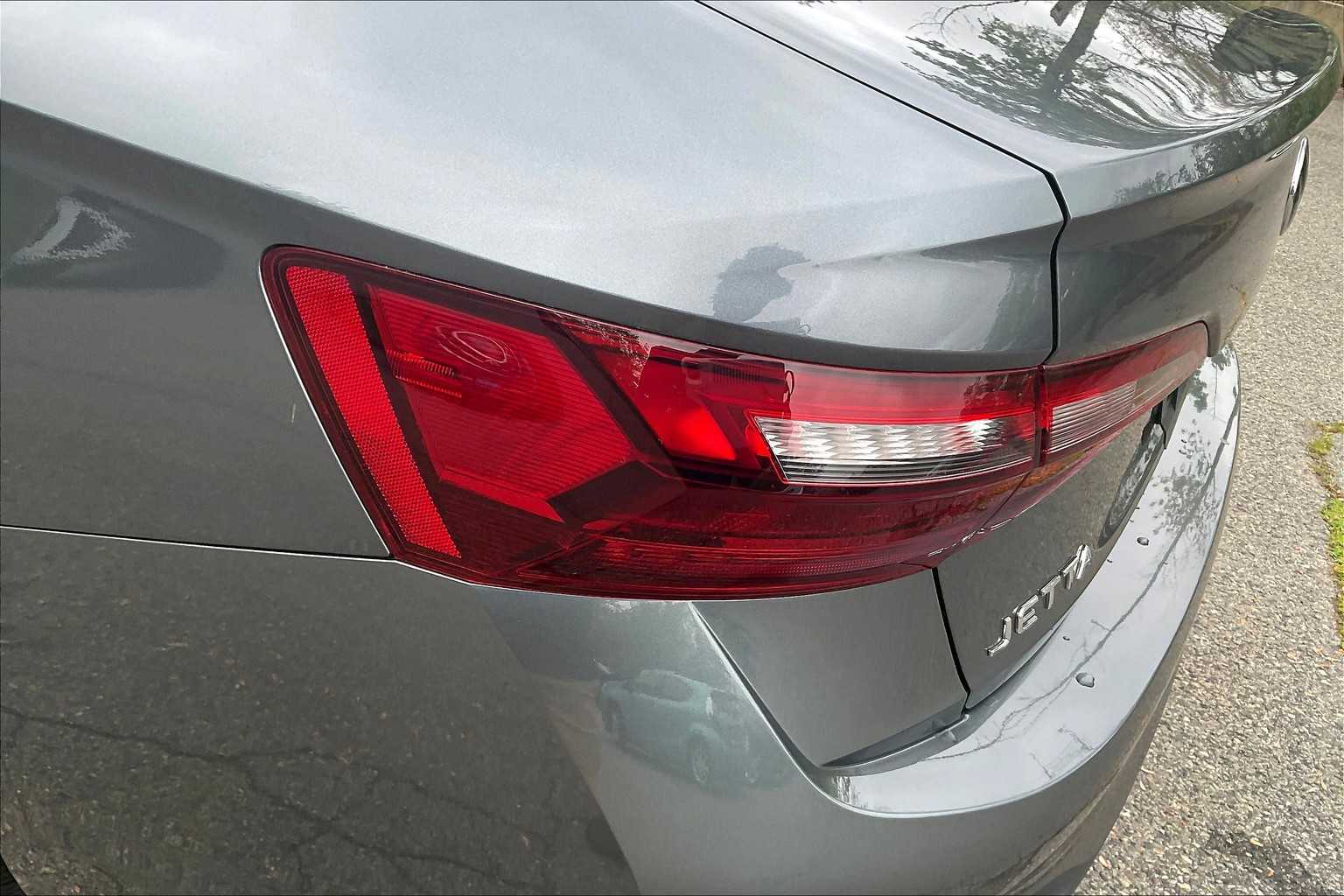 2024 Volkswagen Jetta SE - Photo 33