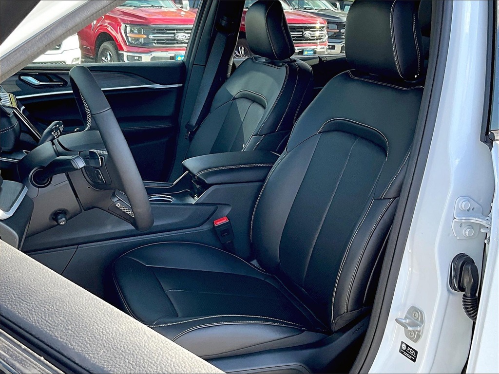 2025 Jeep Grand Cherokee L Limited - Photo 11