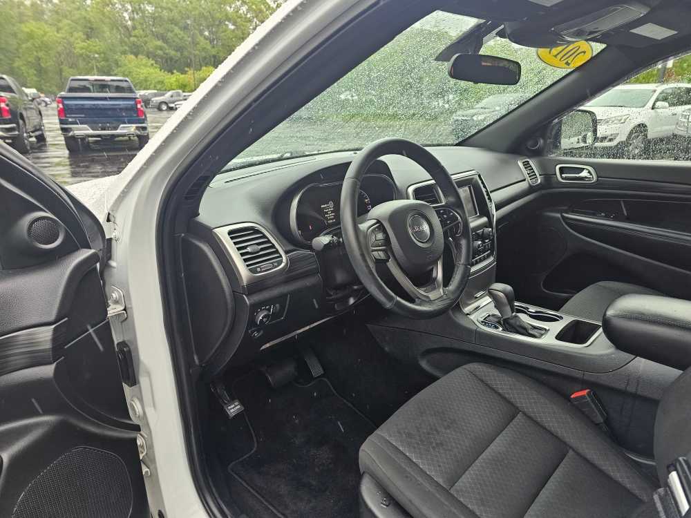 2019 Jeep Grand Cherokee Laredo E - Photo 12