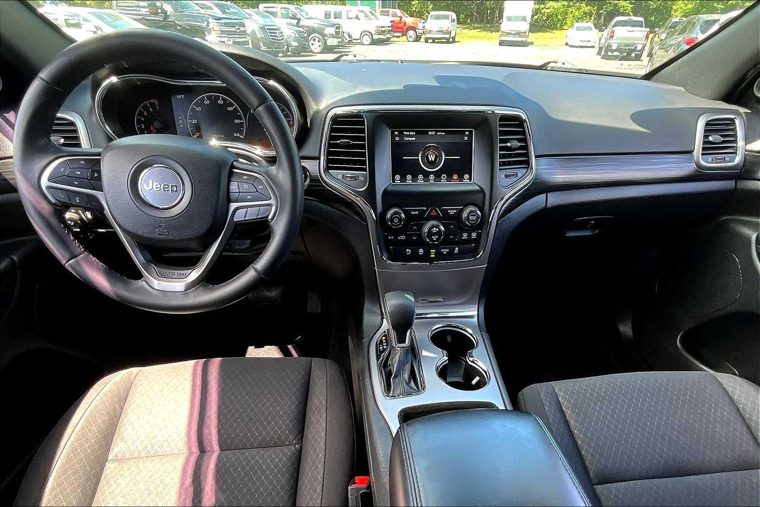 2019 Jeep Grand Cherokee Laredo E - Photo 20