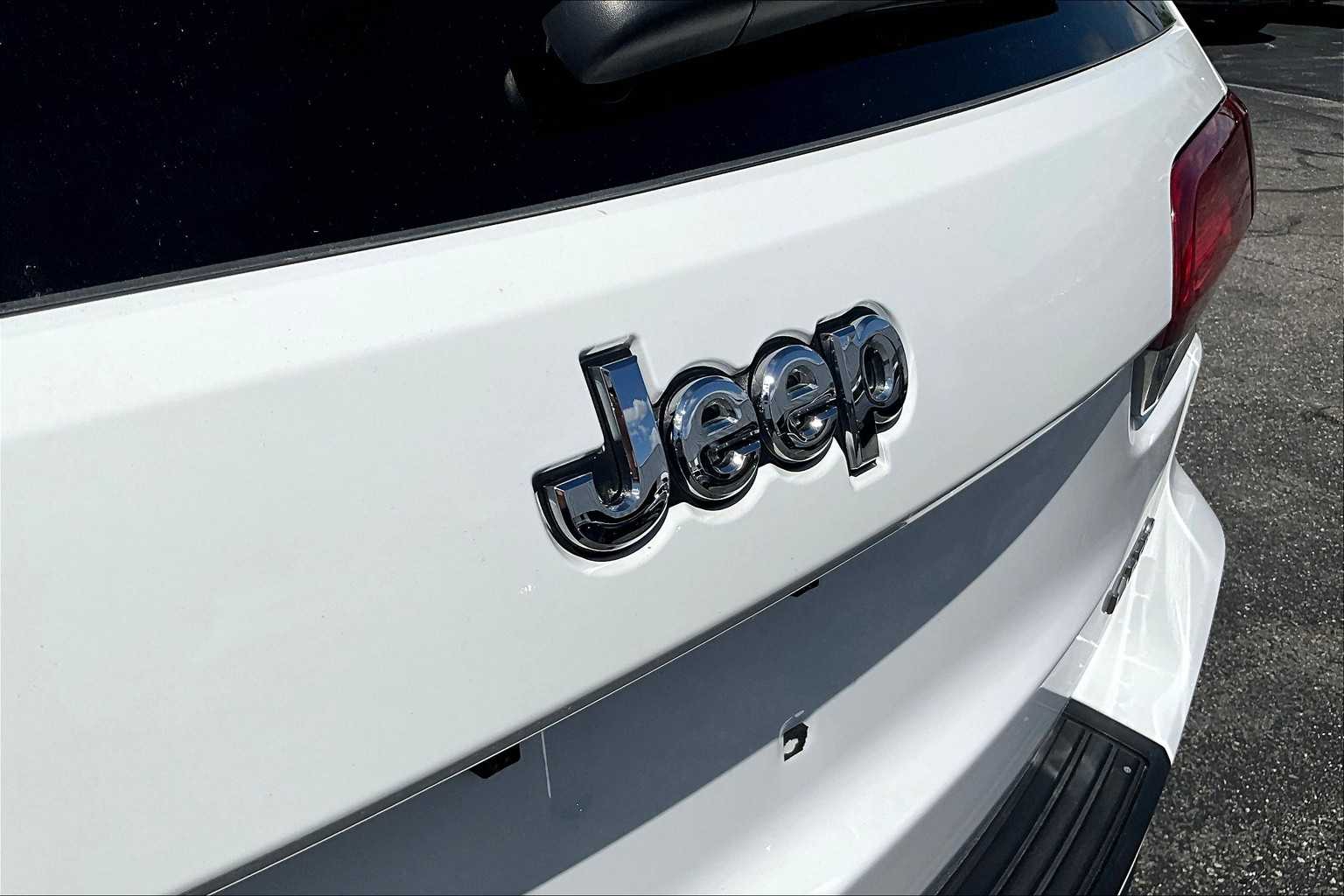 2019 Jeep Grand Cherokee Laredo E - Photo 27