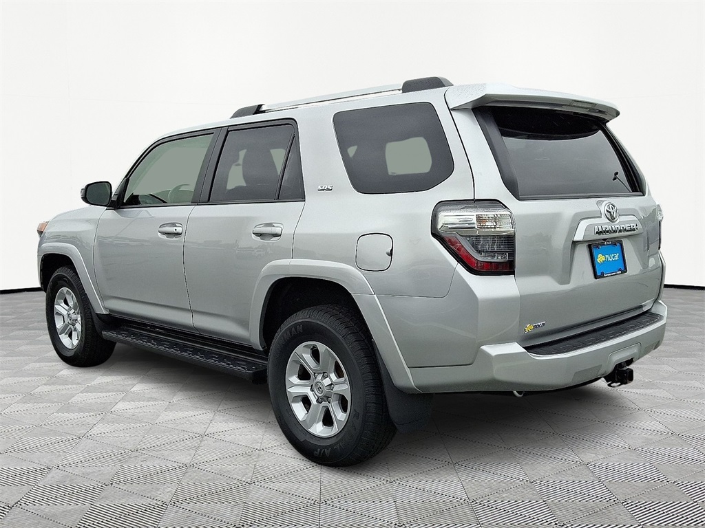 2023 Toyota 4Runner SR5 - Photo 4