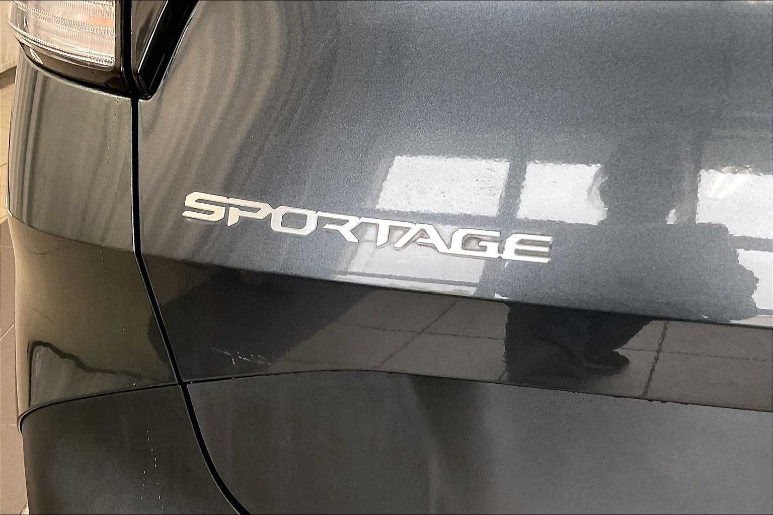 2023 Kia Sportage EX - Photo 28