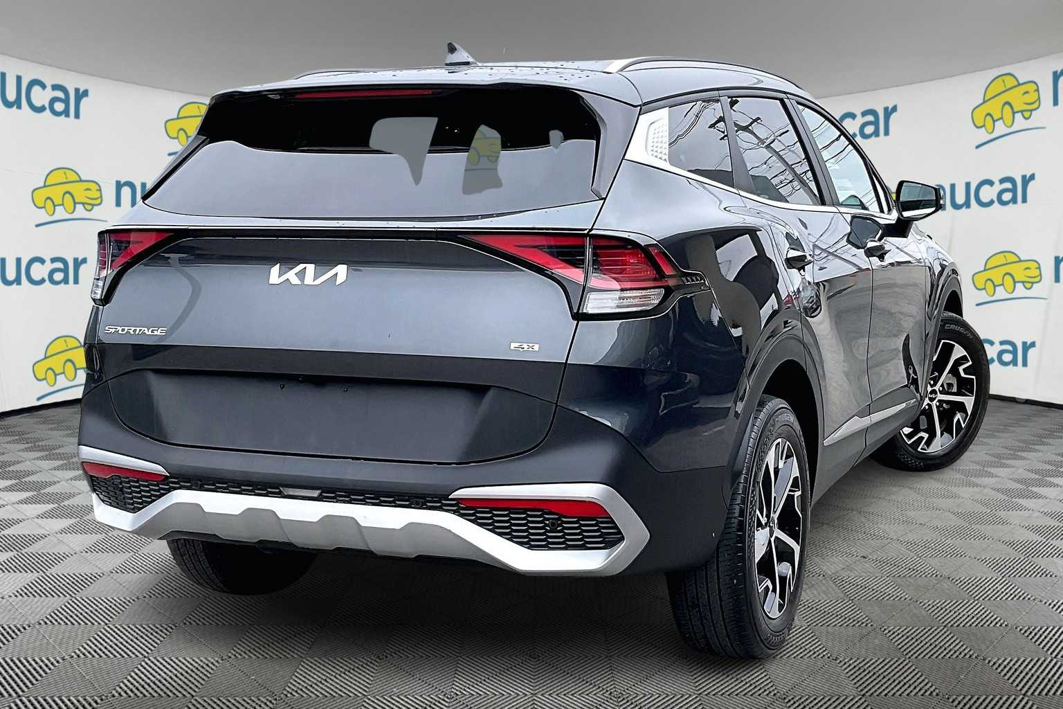 2023 Kia Sportage EX - Photo 6
