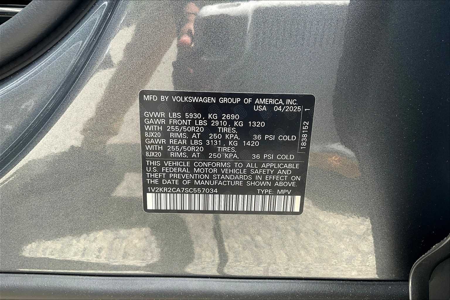 2025 Volkswagen Atlas 2.0T SE w/Technology - Photo 17