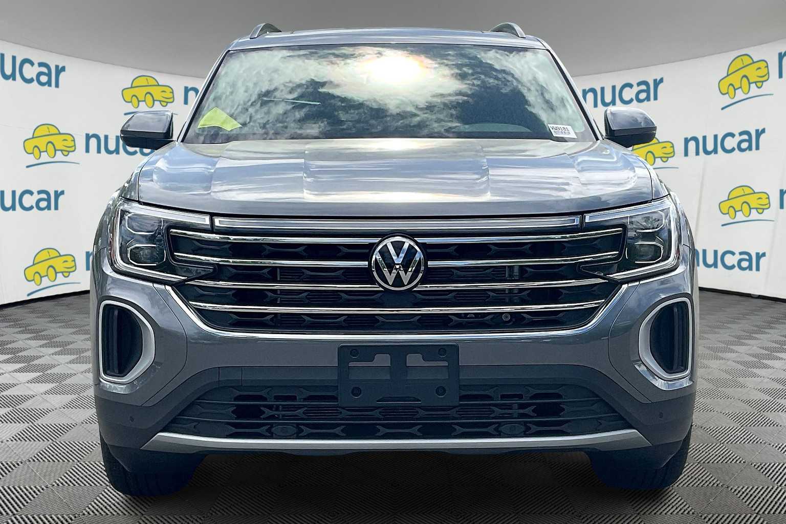 2025 Volkswagen Atlas 2.0T SE w/Technology - Photo 3