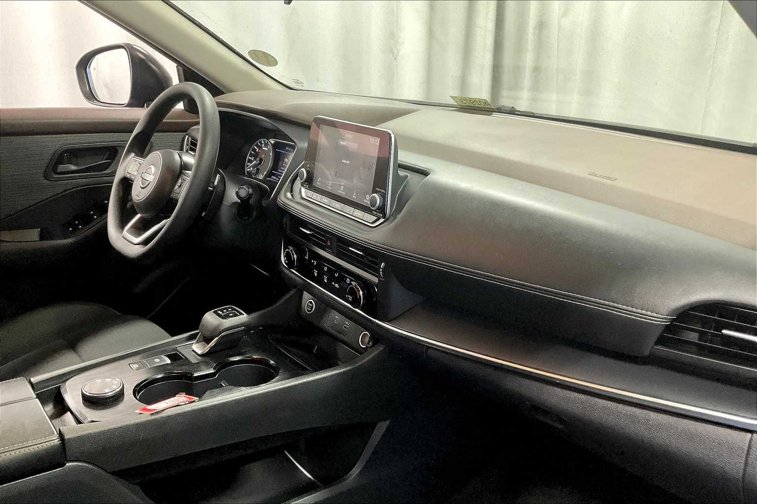 2023 Nissan Rogue S - Photo 14