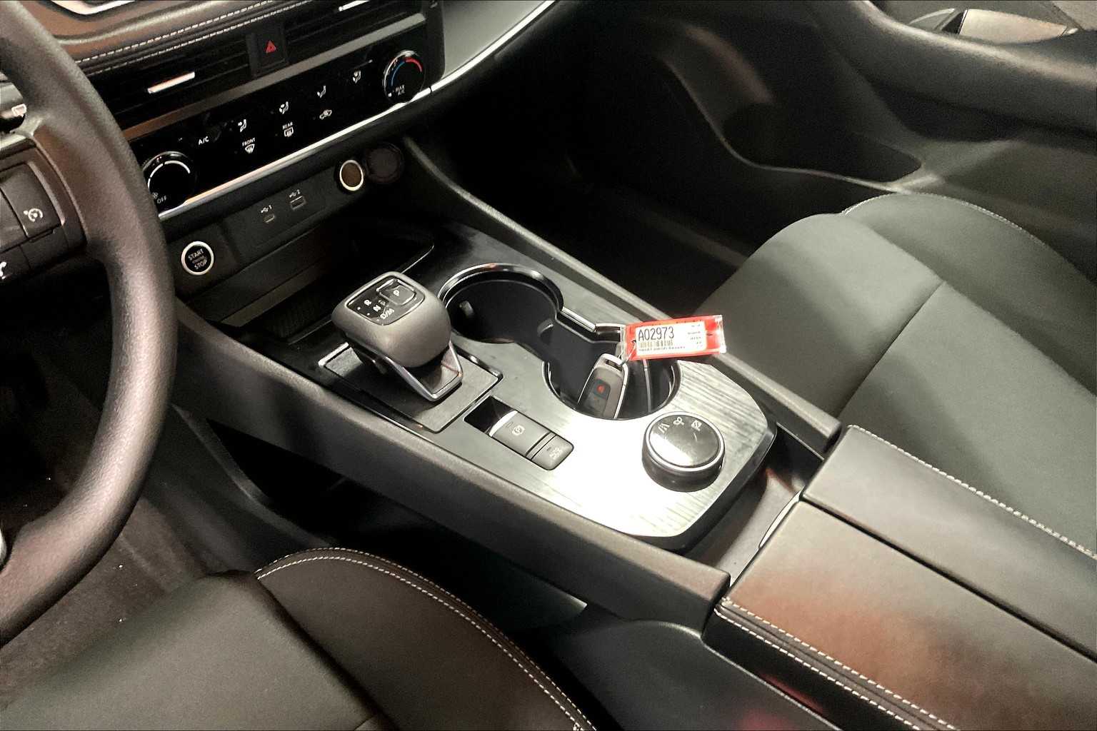 2023 Nissan Rogue S - Photo 20