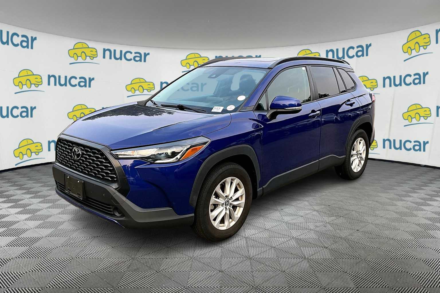 2022 Toyota Corolla Cross LE - Photo 2