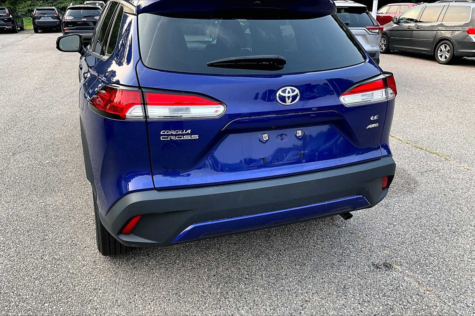 2022 Toyota Corolla Cross LE - Photo 7